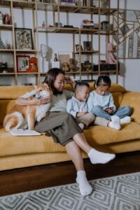 stressed woman working | burnout therapist in los angeles, ca | anxiety treatment in los angeles, ca | individual therapy in los angeles, ca | 90048 | 91502