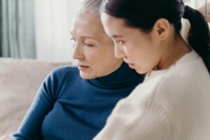 stressed woman working | burnout therapist in los angeles, ca | anxiety treatment in los angeles, ca | individual therapy in los angeles, ca | 90048 | 91502