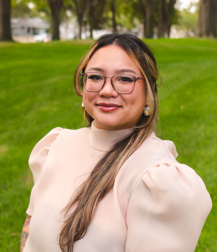 Filipina-American Therapist