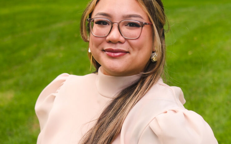 Filipina-American Therapist